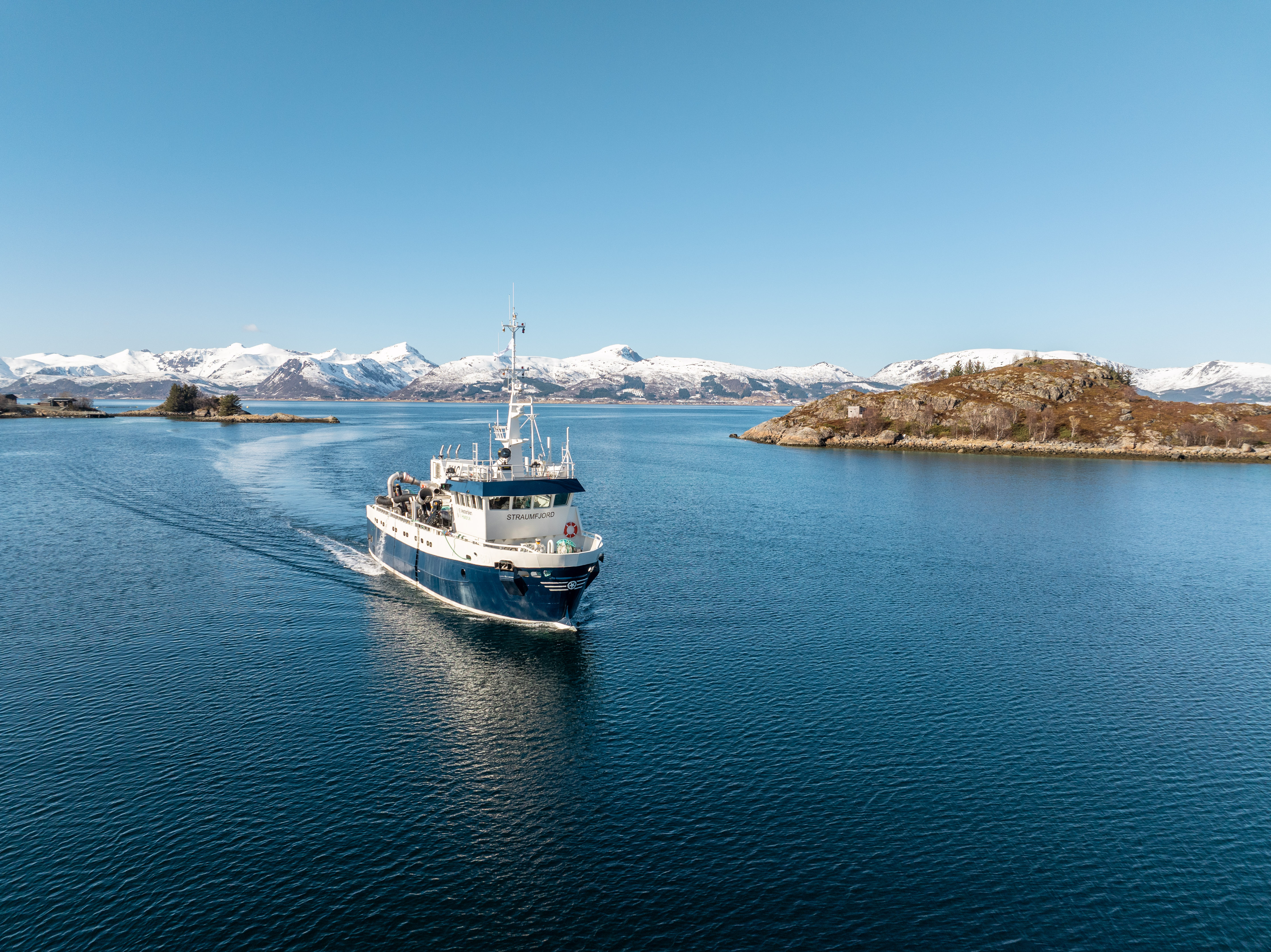 Fra fiske til bløggefartøy – Straumfjord er klar for oppdrettstorsk!